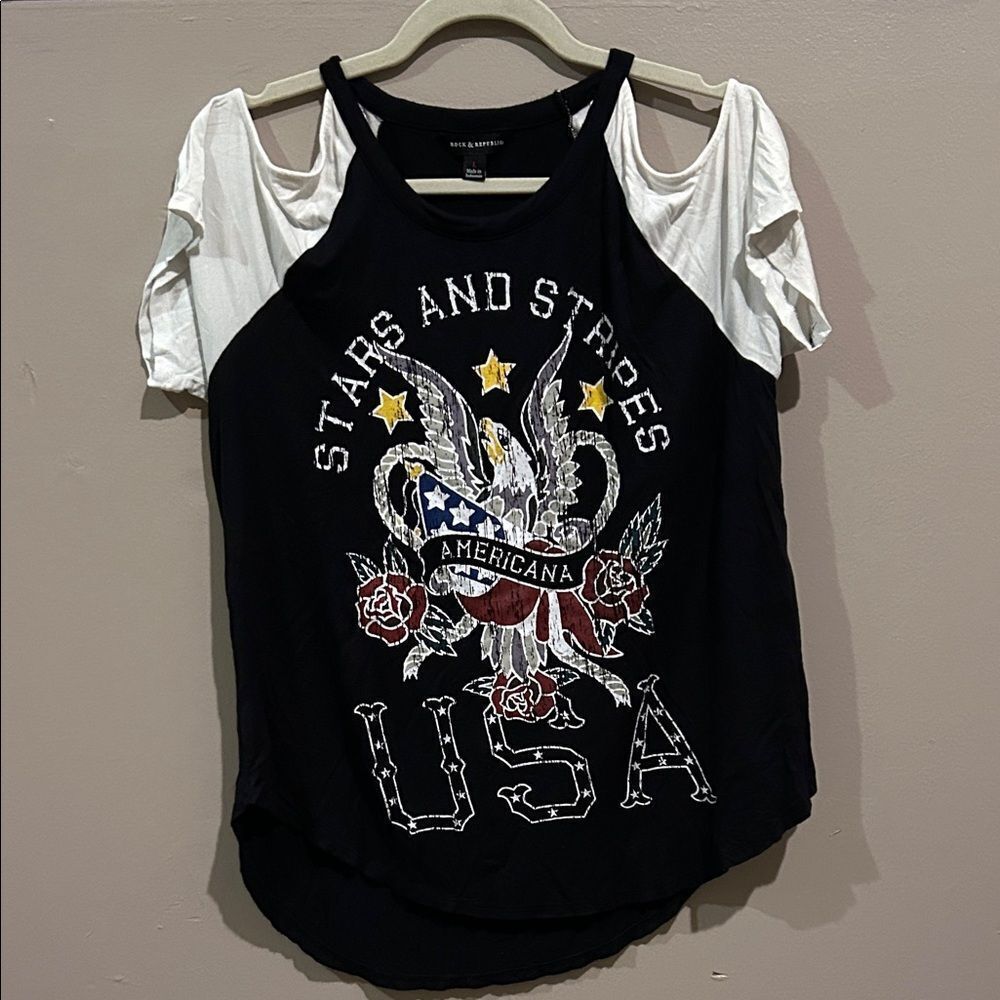 Rock & Republic Black and White Stars & Stripes Tee size L. B2